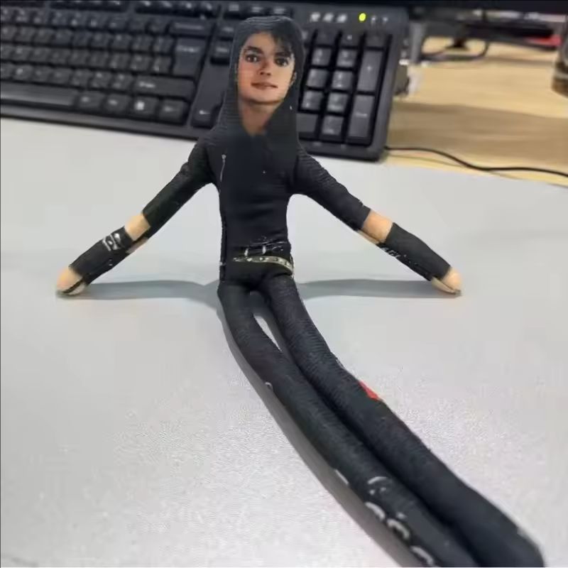 دمية مايكل جاكسون للتنكر، دمية - مراجعة Evoker Cosplay Prop وسعره